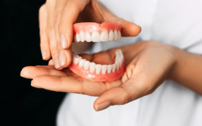 The Difference Between Full and Partial Dentures
